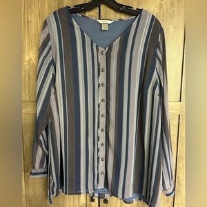 Christopher & Banks women’s button down blouse
